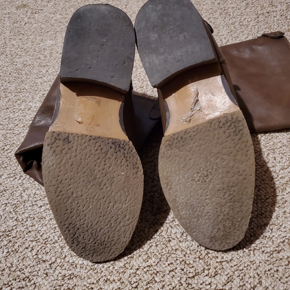 π’ Like new Brown faux leather riding inspired boots from browns! - Picture 12 of 14